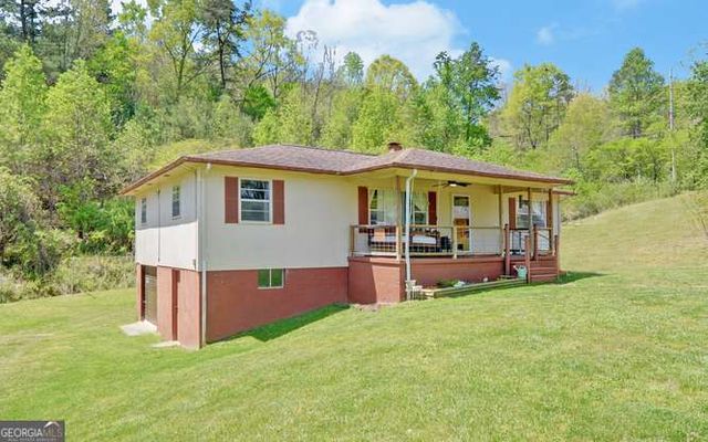 810 Grassy Creek Road, Copperhill, TN 37317