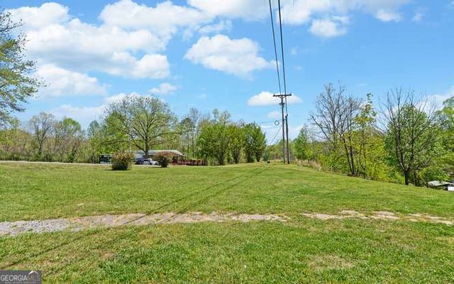 810 Grassy Creek Road, Copperhill, TN 37317