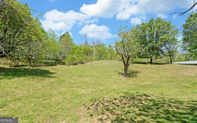 810 Grassy Creek Road, Copperhill, TN 37317