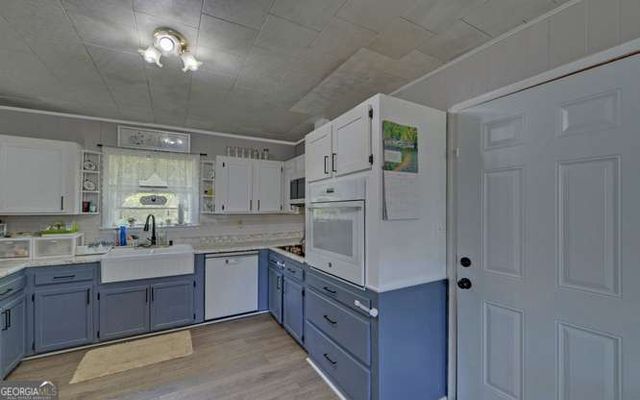 810 Grassy Creek Road, Copperhill, TN 37317