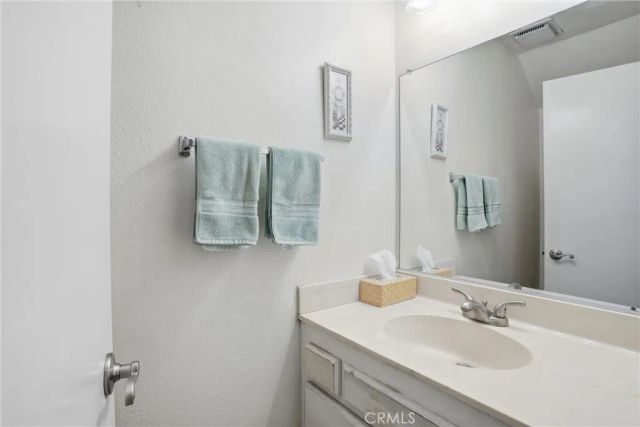 1252 N Citrus 2, Covina, CA 91722