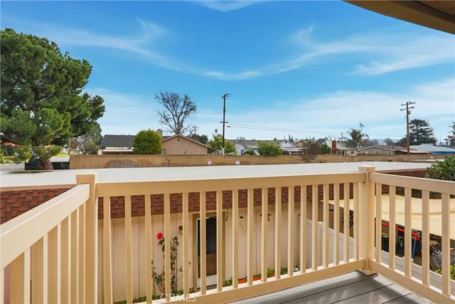 1252 N Citrus 2, Covina, CA 91722