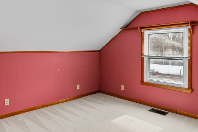 316 8th Avenue, Camanche, IA 52730