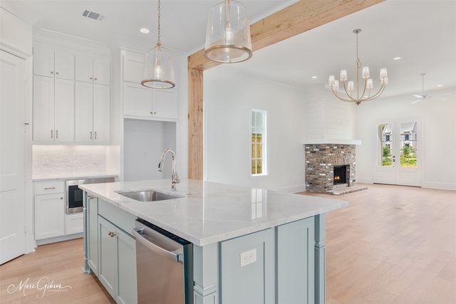 2129 Pecan Square Avenue, Shreveport, LA 71106