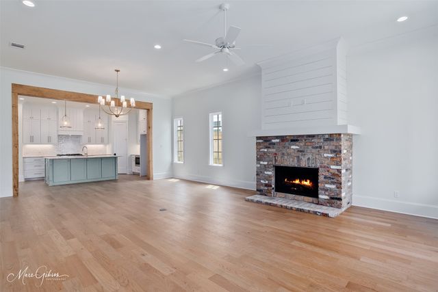 2129 Pecan Square Avenue, Shreveport, LA 71106