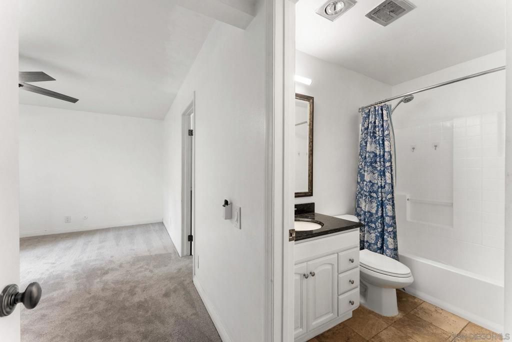 Image 12 of property listing at 4843 Collwood Blvd B, San Diego, CA 92115