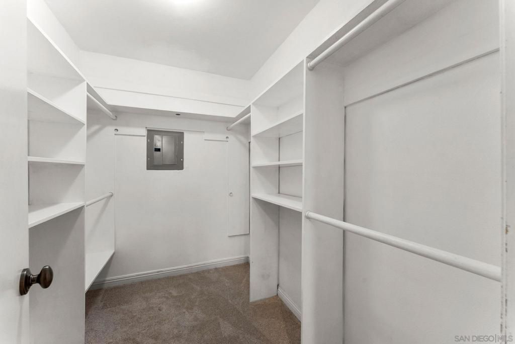 Image 16 of property listing at 4843 Collwood Blvd B, San Diego, CA 92115