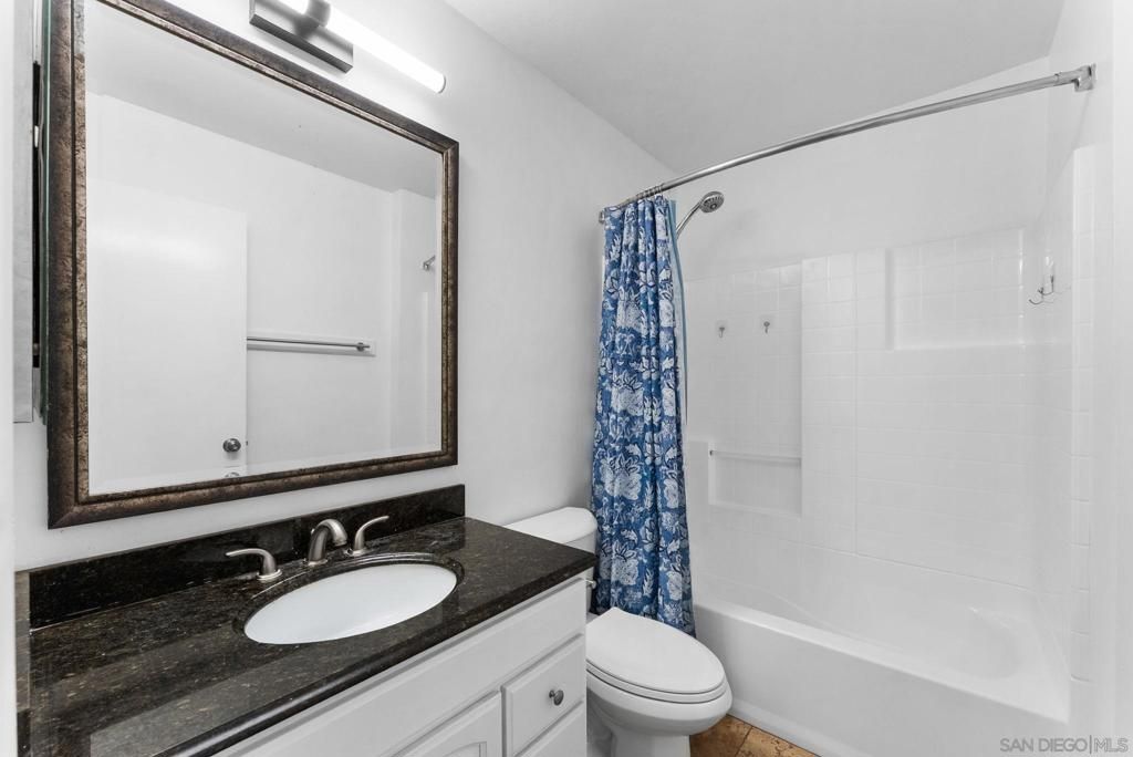 Image 17 of property listing at 4843 Collwood Blvd B, San Diego, CA 92115