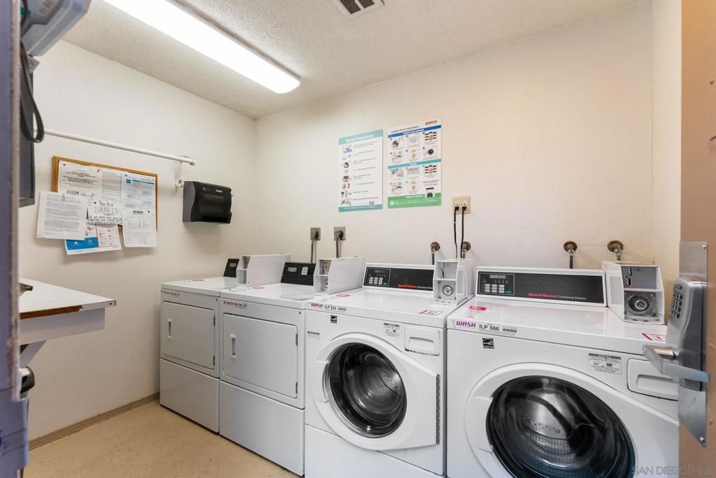 Image 23 of property listing at 4843 Collwood Blvd B, San Diego, CA 92115