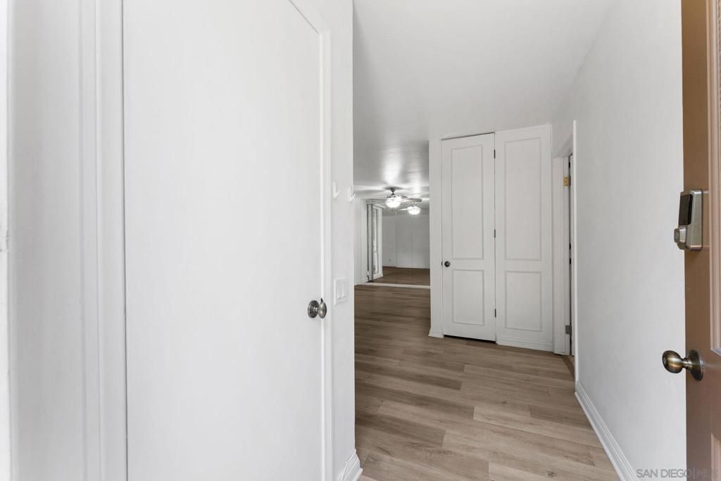 Image 5 of property listing at 4843 Collwood Blvd B, San Diego, CA 92115
