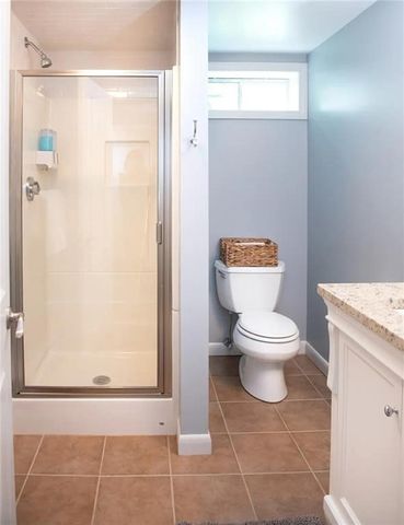 163 Morrison Avenue, Middletown, RI 02842