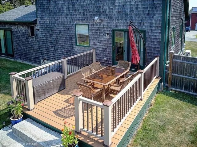 163 Morrison Avenue, Middletown, RI 02842