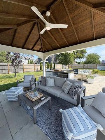 163 Morrison Avenue, Middletown, RI 02842