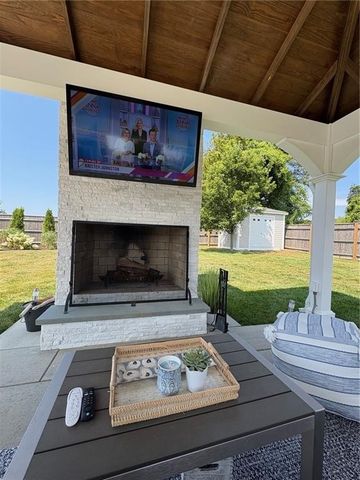 163 Morrison Avenue, Middletown, RI 02842