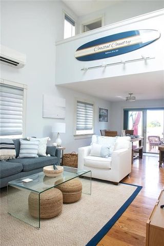 163 Morrison Avenue, Middletown, RI 02842