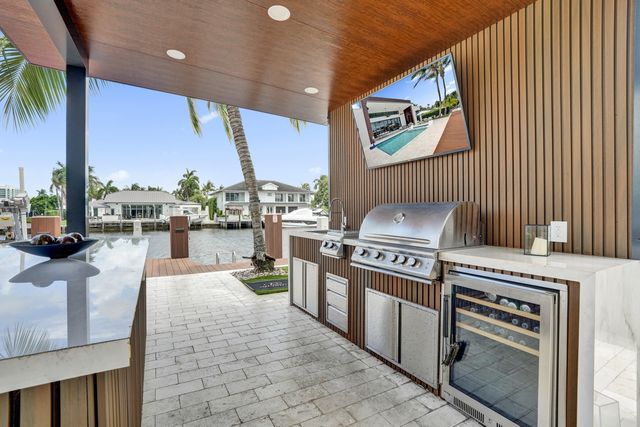 2816 NE 38th Street, Fort Lauderdale, FL 33308