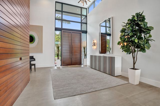 2816 NE 38th Street, Fort Lauderdale, FL 33308