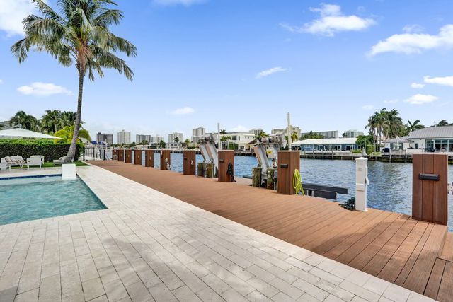 2816 NE 38th Street, Fort Lauderdale, FL 33308