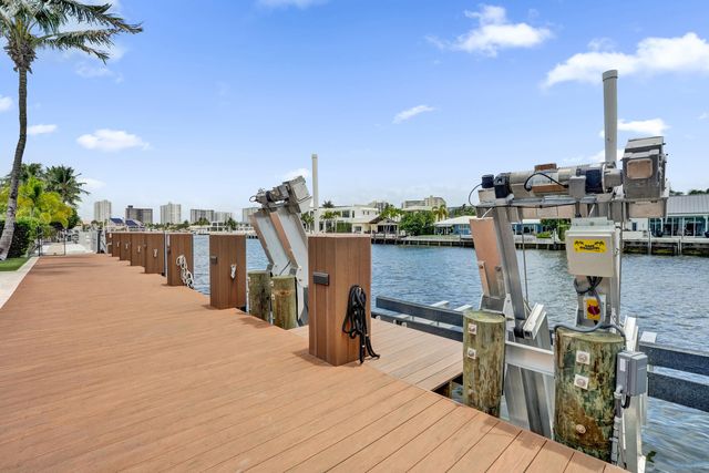 2816 NE 38th Street, Fort Lauderdale, FL 33308