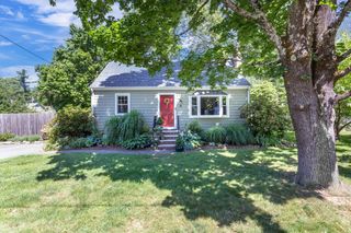 8 May Street, Sharon, MA 02067