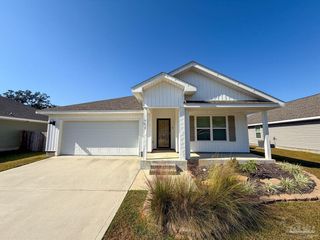 9639 Angel Oak Dr, Pensacola, FL 32526