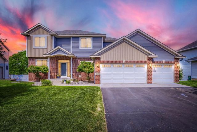 10538 Scott Avenue N, Brooklyn Park, MN 55443