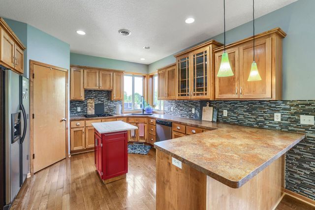10538 Scott Avenue N, Brooklyn Park, MN 55443