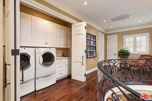 9355 Kirkside Road, Los Angeles, CA 90035