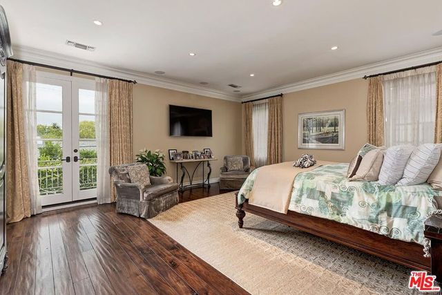 9355 Kirkside Road, Los Angeles, CA 90035