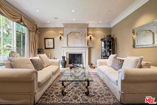 9355 Kirkside Road, Los Angeles, CA 90035