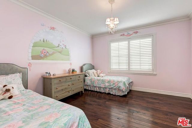 9355 Kirkside Road, Los Angeles, CA 90035
