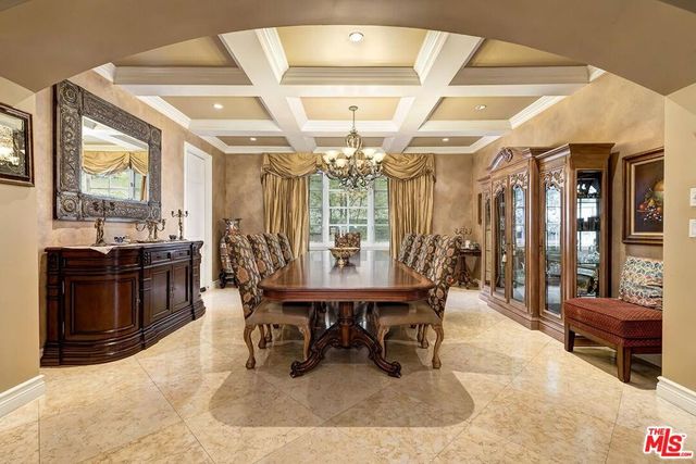 9355 Kirkside Road, Los Angeles, CA 90035