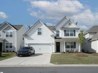 52 Thorne Street, Fountain Inn, SC 29644