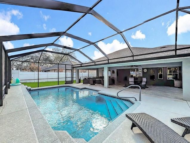 904 PASO ALLEY, Fruitland Park, FL 34731