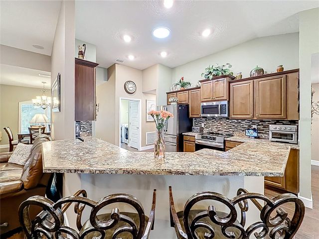 904 PASO ALLEY, Fruitland Park, FL 34731