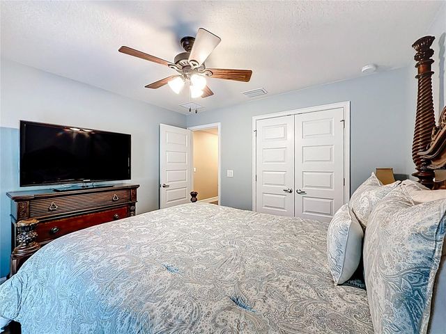 904 PASO ALLEY, Fruitland Park, FL 34731