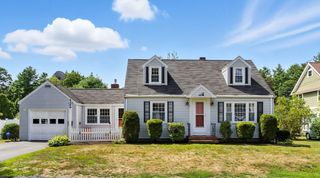 24 Oliver St, West Bridgewater, MA 02379