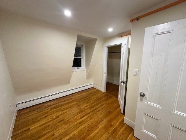 440 Newtonville Ave 4, Newton, MA 02460