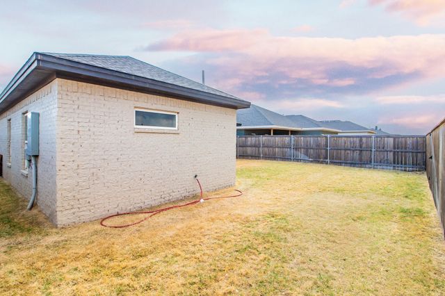 6910 18th Street, Lubbock, TX 79407