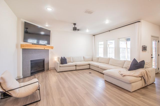 6910 18th Street, Lubbock, TX 79407