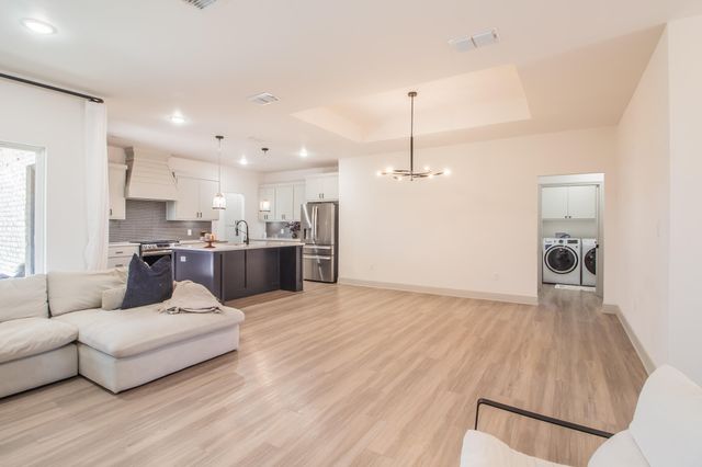 6910 18th Street, Lubbock, TX 79407