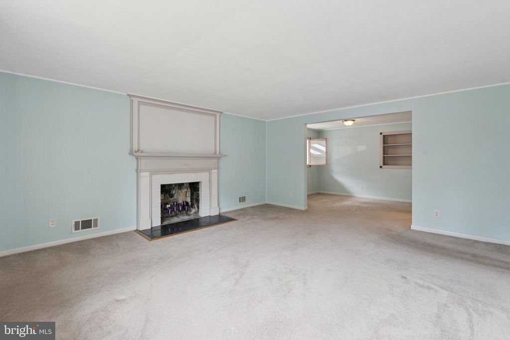 9704 24TH AVE, Hyattsville, MD 20783
