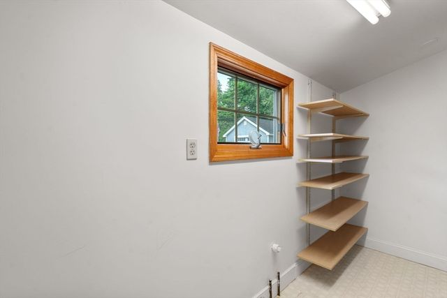 33 Heather Drive, Norwood, MA 02062