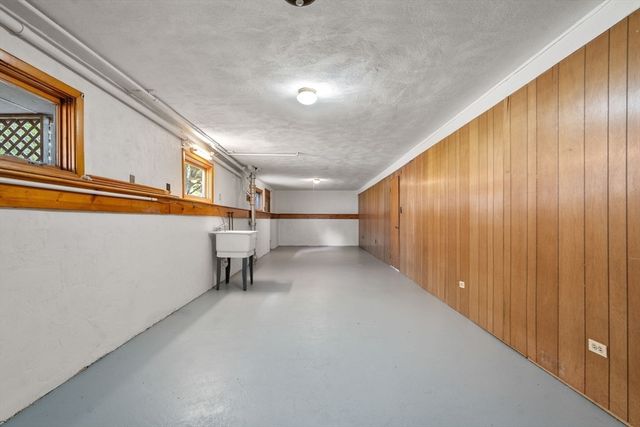 33 Heather Drive, Norwood, MA 02062