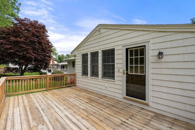 33 Heather Drive, Norwood, MA 02062