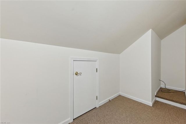 5500 Nuthatch DR, Williamsburg, VA 23185