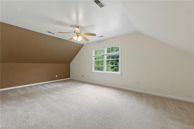 5500 Nuthatch DR, Williamsburg, VA 23185