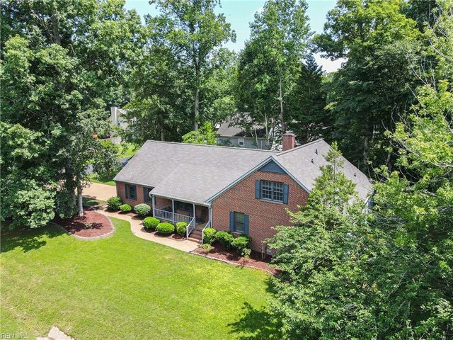 5500 Nuthatch DR, Williamsburg, VA 23185