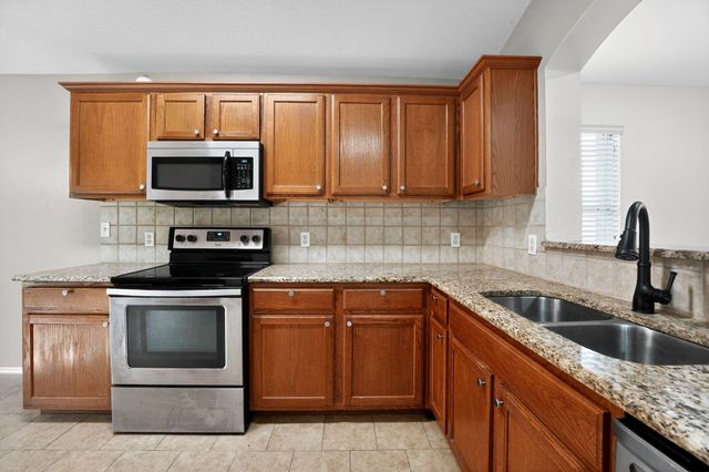 1502 Mcdowell BND, Leander, TX 78641