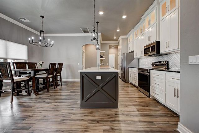29937 Jade Street, Cashion, OK 73016